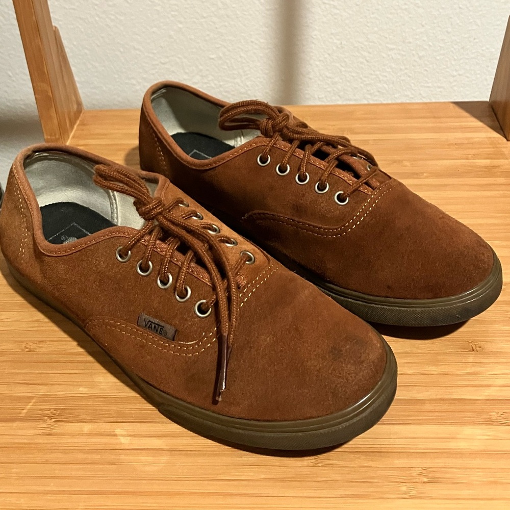 VANS Brown Suede Low Sneakers W9; M7.5